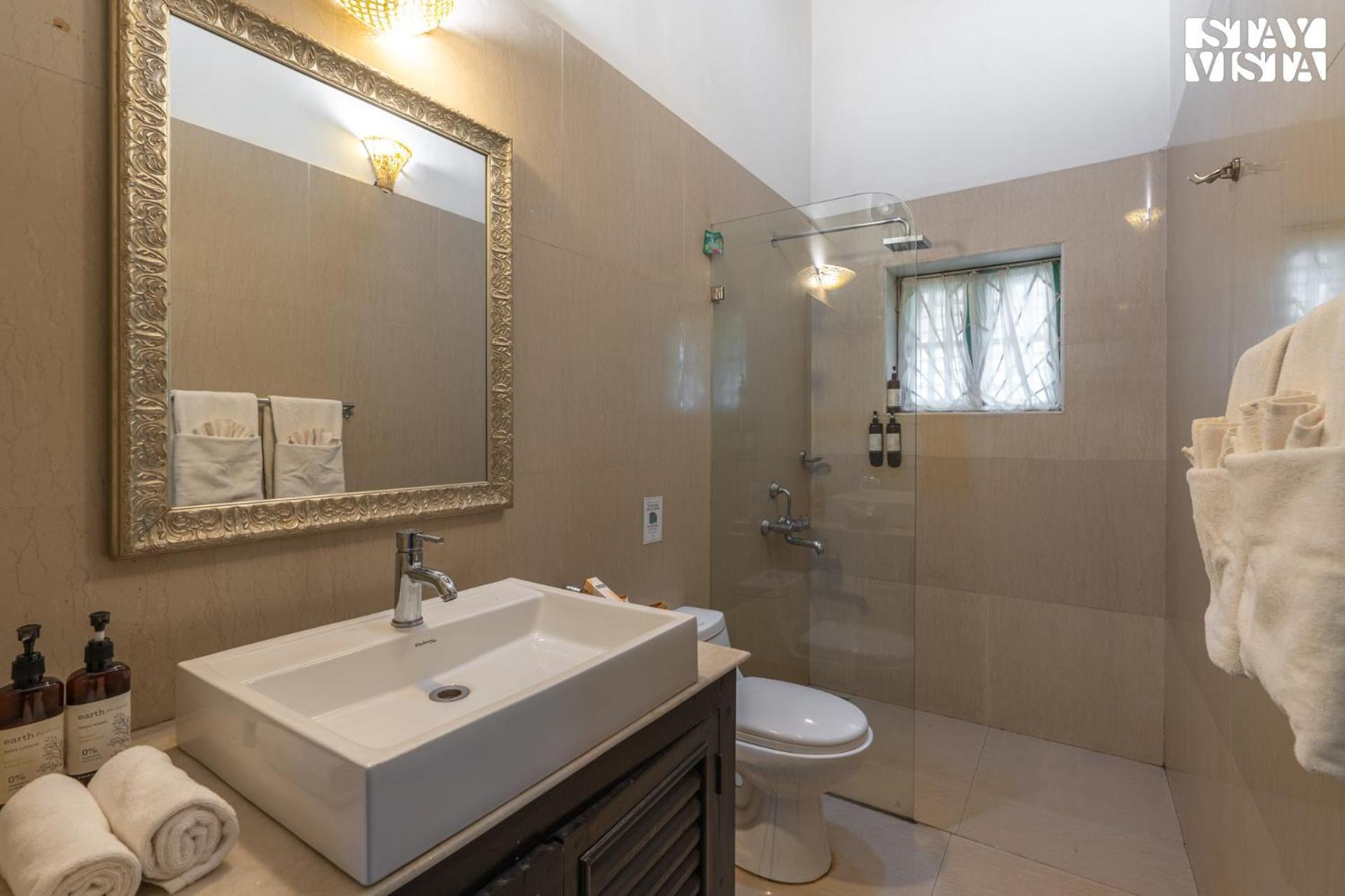 Stayvista At Amalia By Tellado With Pool, Wifi Assagao Екстериор снимка